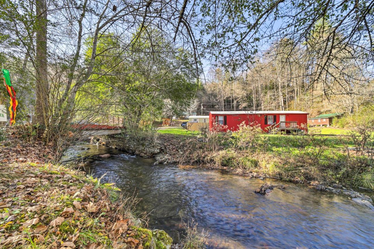 Smoky Mountain Vacation Rental With Hot Tub And Kayaks Whittier Zewnętrze zdjęcie