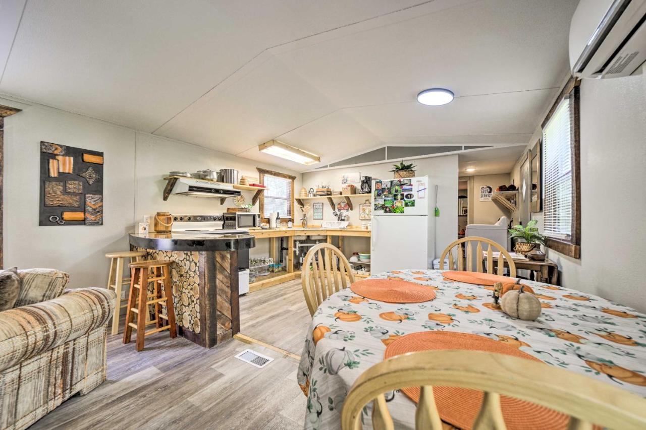 Smoky Mountain Vacation Rental With Hot Tub And Kayaks Whittier Zewnętrze zdjęcie