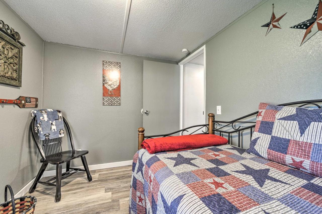 Smoky Mountain Vacation Rental With Hot Tub And Kayaks Whittier Zewnętrze zdjęcie
