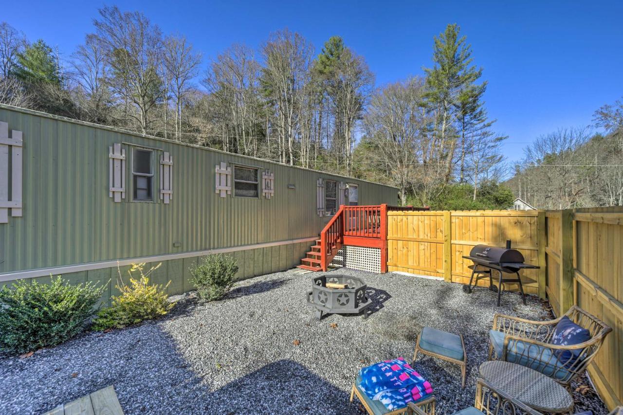 Smoky Mountain Vacation Rental With Hot Tub And Kayaks Whittier Zewnętrze zdjęcie