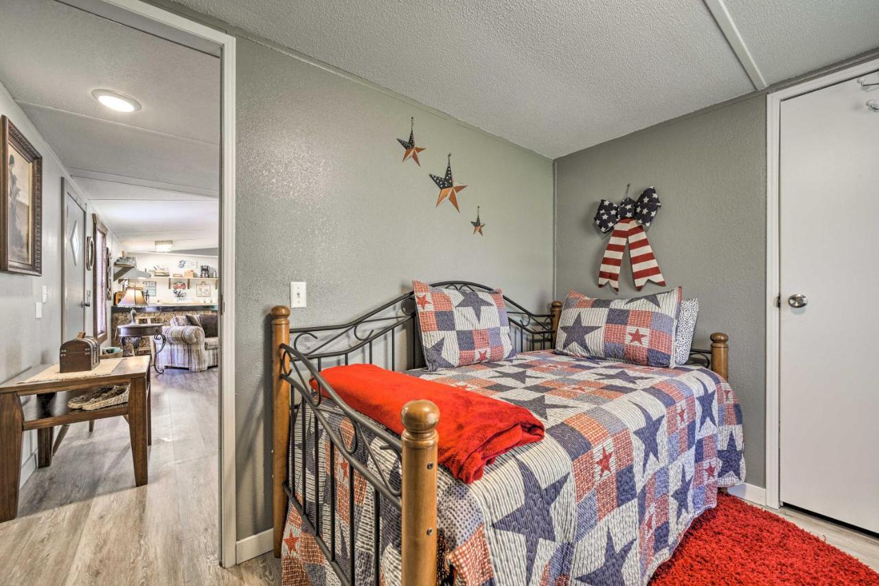 Smoky Mountain Vacation Rental With Hot Tub And Kayaks Whittier Zewnętrze zdjęcie