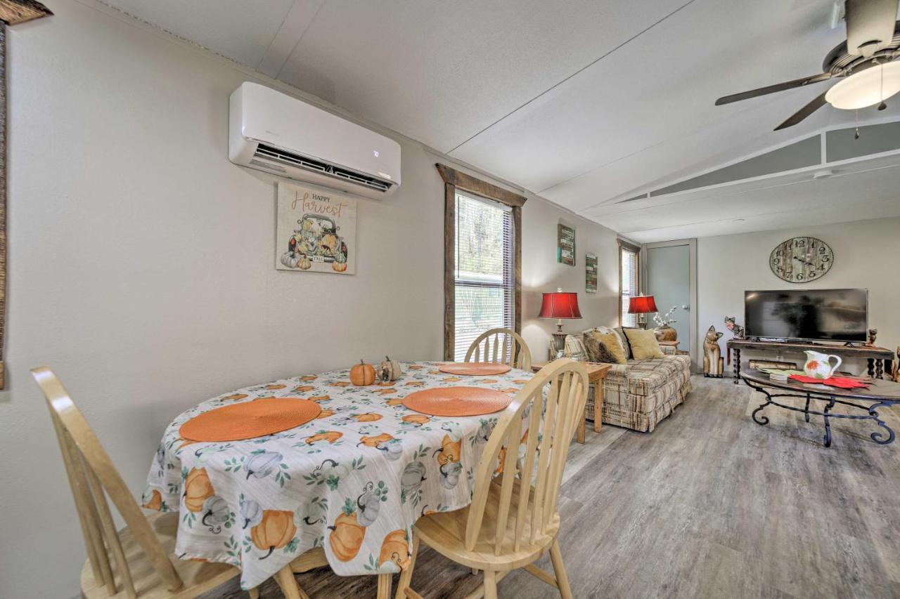 Smoky Mountain Vacation Rental With Hot Tub And Kayaks Whittier Zewnętrze zdjęcie